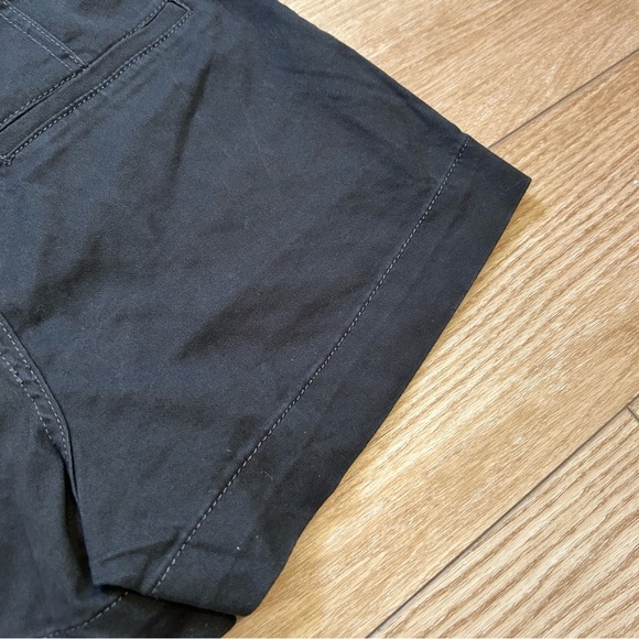 💲2/$15 NWOT H&M Army Green Cotton Twill High Waisted Cargo/Utility Shorts - 4 - Picture 8 of 9